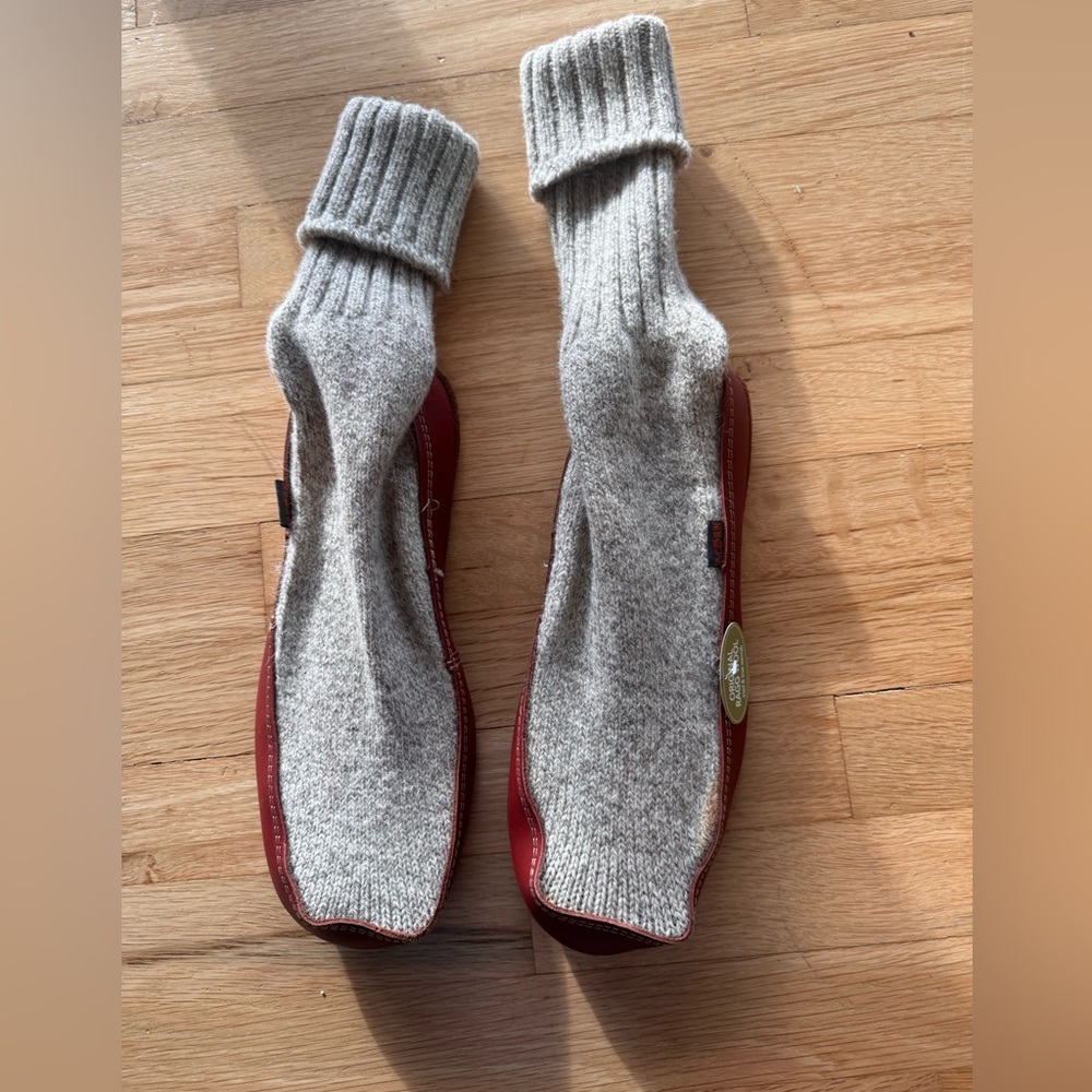 NWT Acorn Wool Gray Women's Slipper Socks